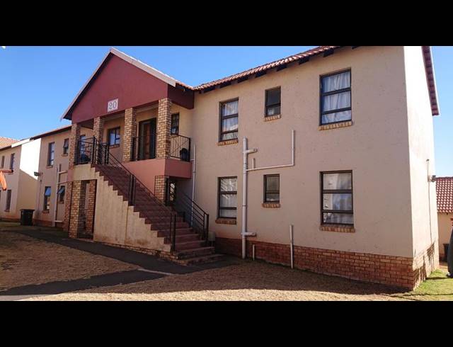 3 BEDROOM APARTMENT FOR SALE IN GROBLERPARK